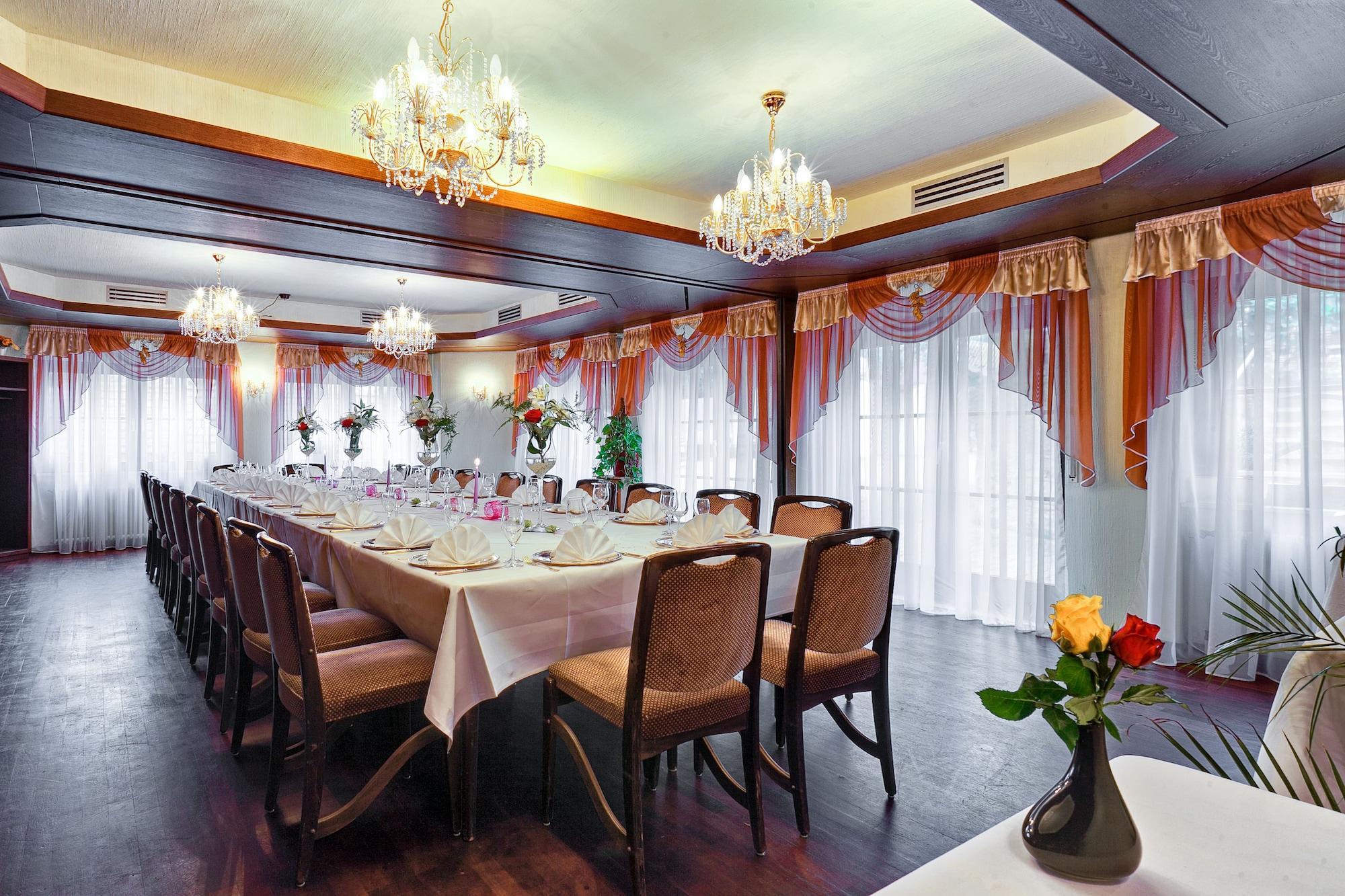 Hotel Lamm Remshalden Zewnętrze zdjęcie
