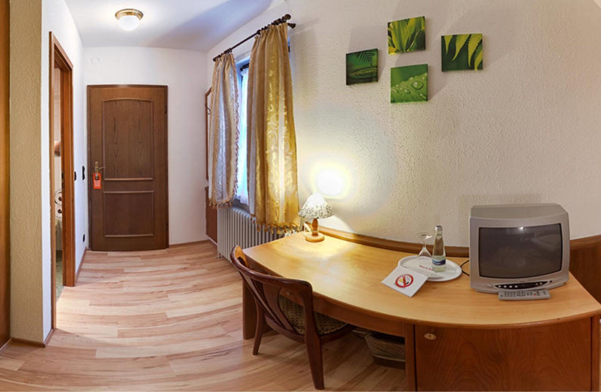 Hotel Lamm Remshalden Zewnętrze zdjęcie